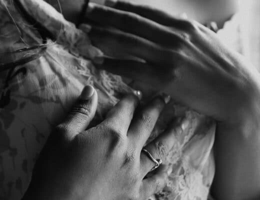 Séance photo boudoir : reprendre confiance et célébrer sa féminité